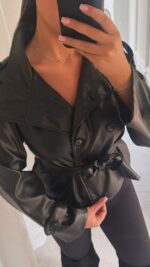 Trench en simili noir – Image 3