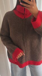 Gilet en maille bicolore taupe et rouge – Image 5