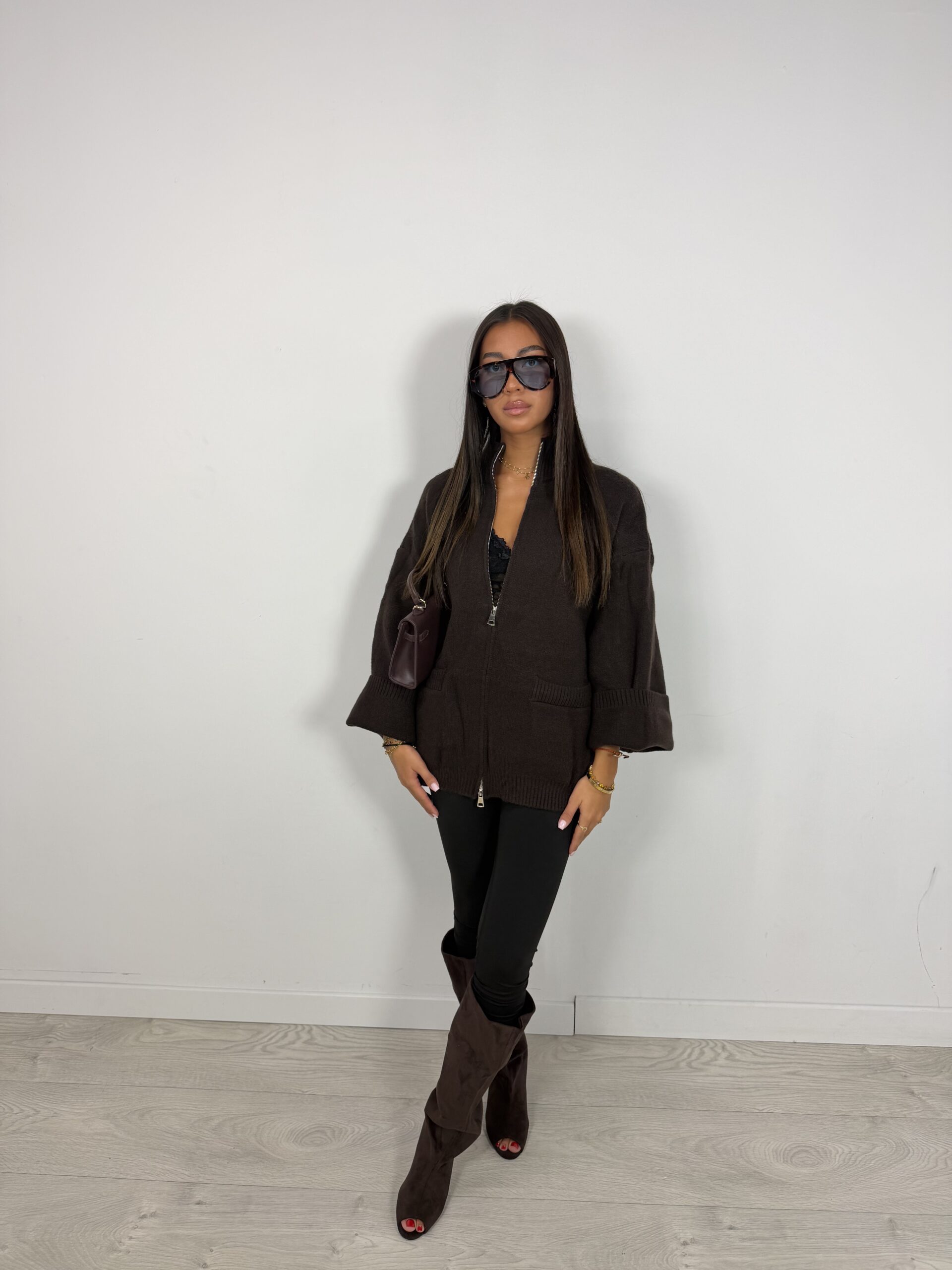 IMG_9641 Gilet marron 6156 (taille unique) – Image 1